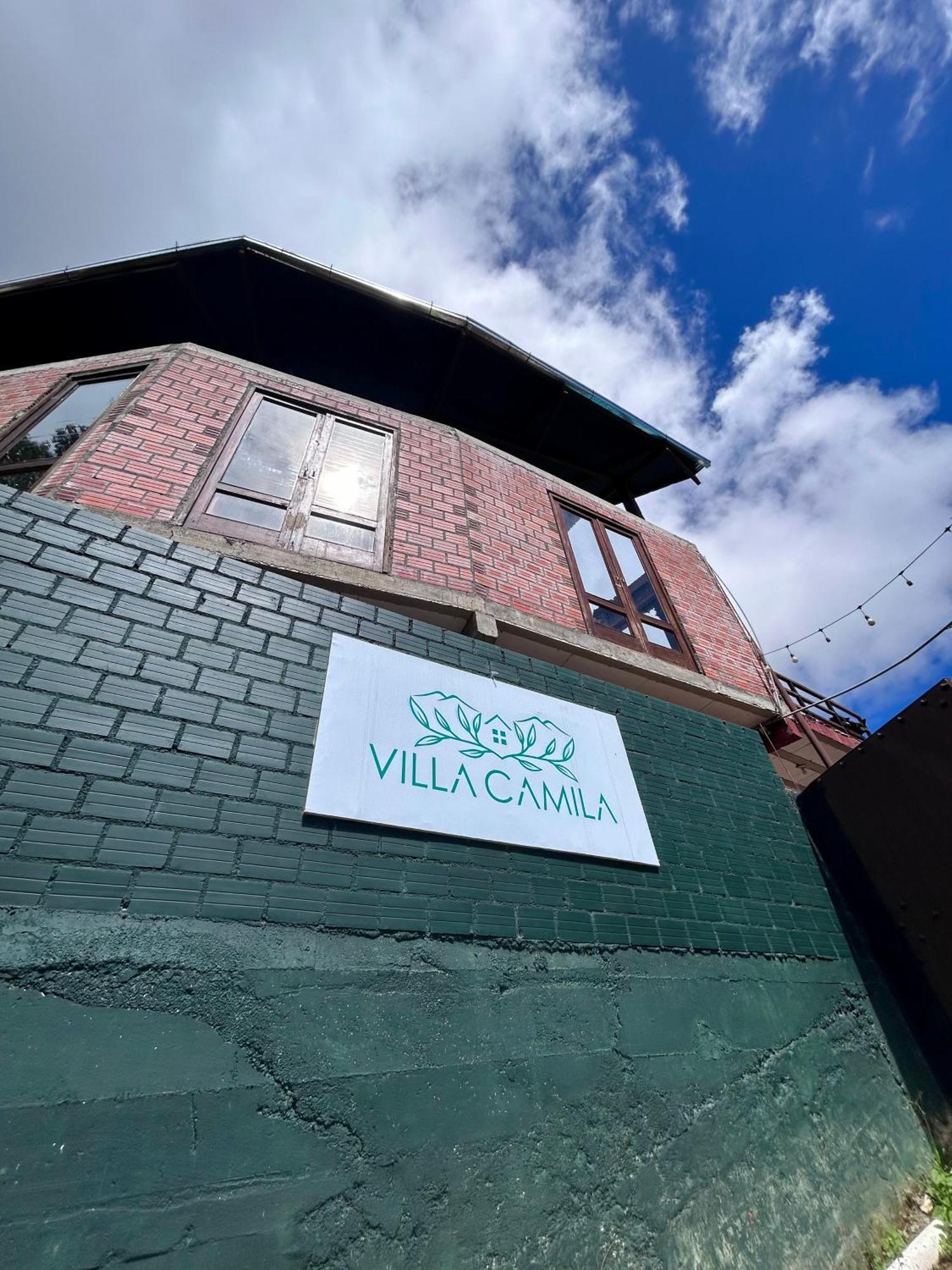 Villa Camila Hostel Coroico Exteriör bild