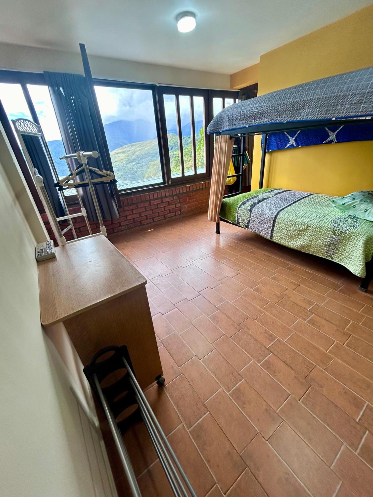 Villa Camila Hostel Coroico Rum bild